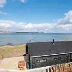 Prázdninový dům Beach House With Panoramic View At Anslet Beach