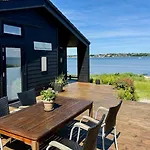 Beach House With Panoramic View At Anslet Beach *