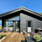 Prázdninový dům Beach House With Panoramic View At Anslet Beach *