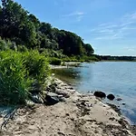 Beach House With Panoramic View At Anslet Beach Prázdninový dům *