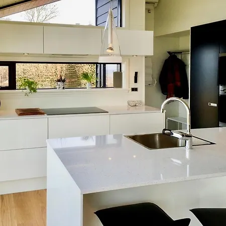 House With Panoramic View At Anslet *