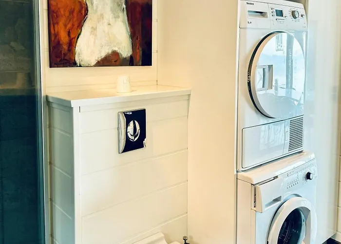 Beach House With Panoramic View At Anslet Beach *