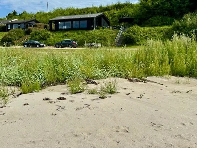 Beach House With Panoramic View At Anslet Beach *